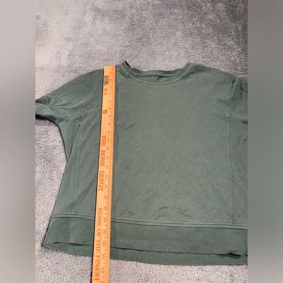 Lululemon Green Sweatshirt pullover - Picture 4 of 7